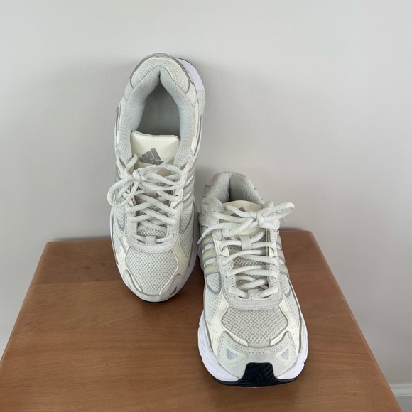 Adidas Response CL Tennis Shoes - Picture 6 of 13